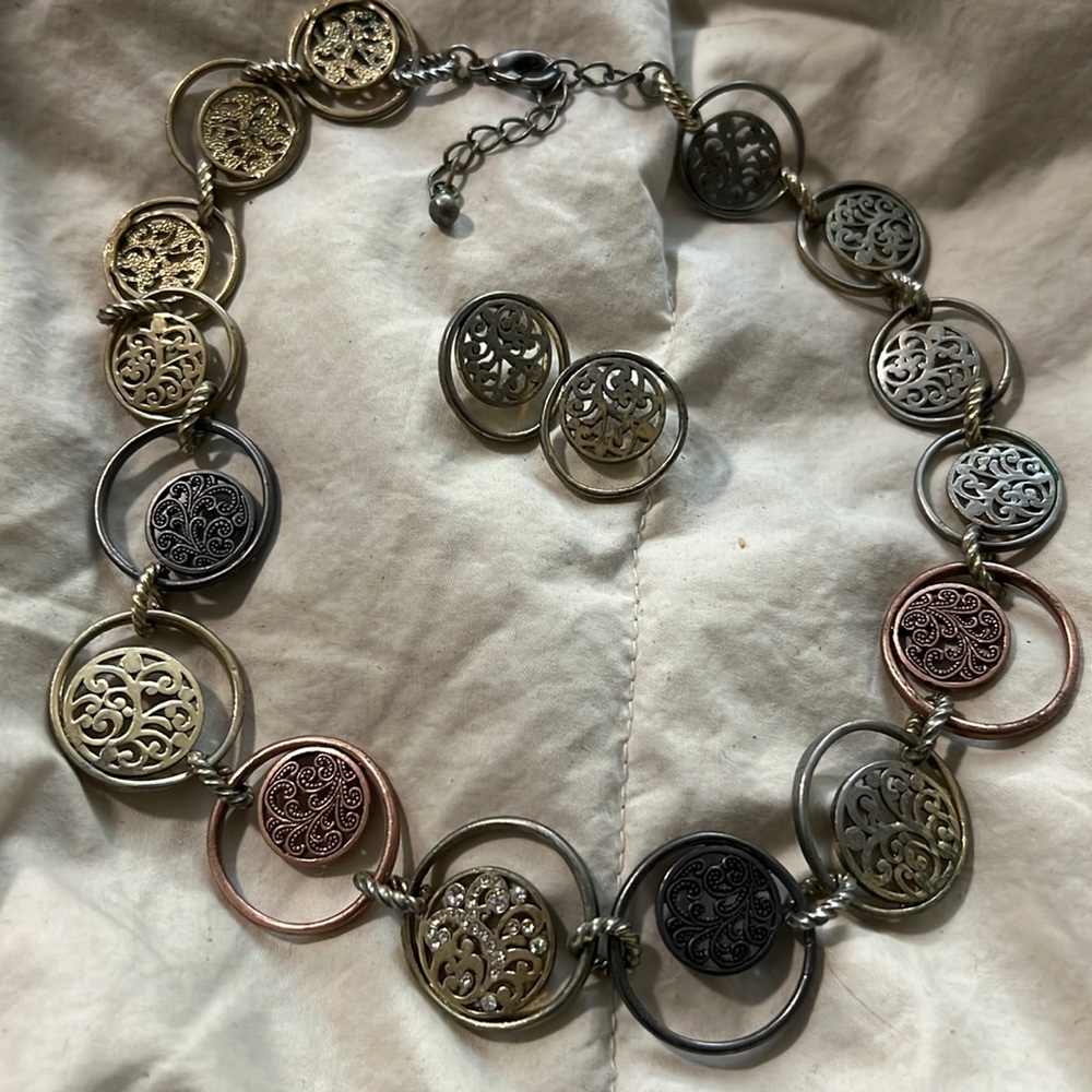 Tri color necklace and earrings set